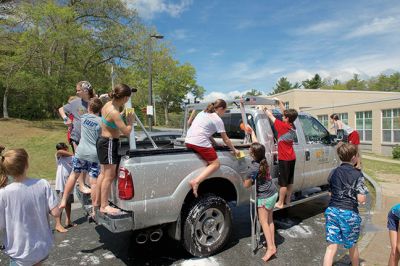 Sippican School Car Wash
The Sippican School Class of 2016 held its first fundraiser, a car wash, on Saturday, June 13, at the Sippican School bus loop. Money raised will go towards sixth grade activities the next school year. Photos by Colin Veitch
