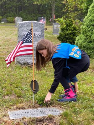 Memorial Day
Robert Pina shared photos of the annual planting of geraniums at veterans’ graves for Memorial Day.
