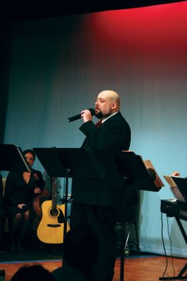 Occasion Singers
Left: The Marion Art Center celebrated Valentines Day a few days early as they welcomed the Occasion Singers for a sold out performance during the center’s Cabaret Night of Love Songs on Saturday evening, February 11. The capacity crowd was treated to a night of jazz, pop, older standards and love songs from the Tri-Town based vocal group. A few lucky patrons were greeted with special Valentine songs and flowers as the group took requests throughout the evening. Photos by Robert Chiarito
