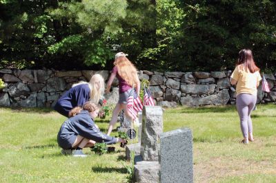 Memorial Day
Marion volunteers planted flowers at veterans’ gravesites ahead of Memorial Day. Photos by Robert Pina
