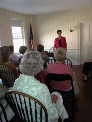 Procrastination
Professional Organizer and Time Management Expert Maryann Murphy visited the Sippican Women's Club on Friday, September 14 to give some pointers on time management and organization.  Photo by Joan Hartnett-Barry
