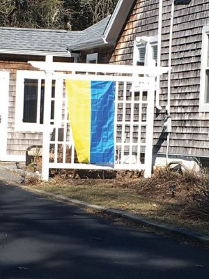 Ukrainian Support
A Ukrainian flag displayed on a home located along Aucoot Road is a visual reminder that others are living in the mist of war. Photo by Marilou Newell
