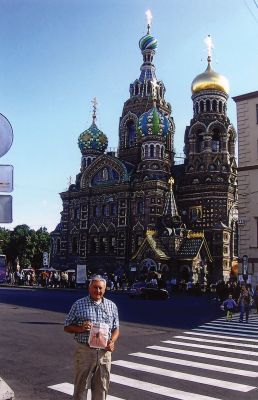 St. Petersburg
Mattapoisett resident John DeAnna enjoyed a recent trip to St. Petersburg, Russia with his wife Linda, and brought a copy of the Wanderer with him. Other stops on his trip included England, Finland, Denmark, Sweden and Berlin. Photo courtesy of John DeAnna.
