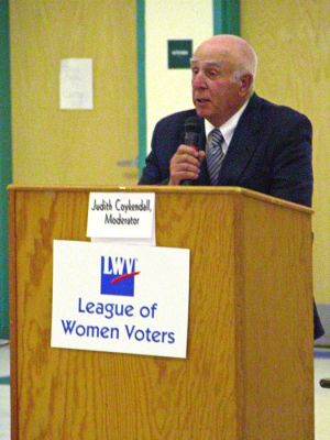 Marion Candidates Face-Off
Selectman candidate Joseph Zora Sr. addresses voters during the recent Marion Candidates Night sponsored by the Tri-Town League of Women Voters held at Sippican School on Wednesday, May 16. (Photo by Robert Chiarito).
