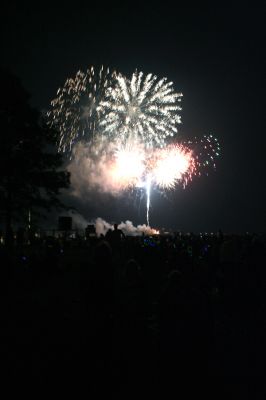 Sippican Skyrockets
The Town of Marion once again hosted a spectacular fireworks display shot off over Sippican Harbor on Thursday night, July 3. (Photo by Robert Chiarito).
