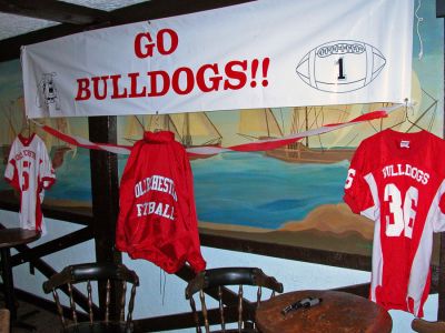Go, Bulldogs!
Part social gathering, part pep rally, ORR High Schools First Annual Football Dinner and Alumni Social held at the Knights of Columbus Hall on the eve of their Thanksgiving Day game against Apponequet High School in 2006 was decidedly pro-Bulldog and anti-Apponequet. (Photo by Robert Chiarito).
