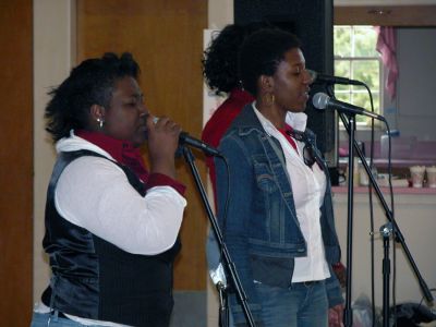 Swazi Aid Show
R&B singer Joy and her band performed during the first in a series of local benefit concerts at the Mattapoisett Congregational Church on Sunday, April 29. The show was organized by Mattapoisett resident and ORR graduate Sarah DeMatos who is attempting to raise money and awareness for abandoned children in Africa. (Photo by Robert Chiarito).

