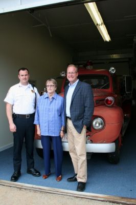 Maxim Fire Truck Donation
The Dunn family of Mattapoisett is donating their iconic Maxim Motors Company 1949 fire engine to the Mattapoisett Rescue Association in October 2011. From left to right: Mattapoisett Fire Chief Andrew Murray, Gail Dunn and David Dunn. Photo by Anne Kakley.

