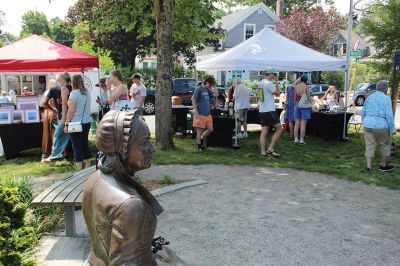 Arts in The Park
The Marion Art Center held its annual Arts in The Park event on Saturday morning at Bicentennial Park, and right down Main Street was the First Congregational Church held its annual Lobster Roll sale at Penny Pincher's. Photos by Mick Colageo
