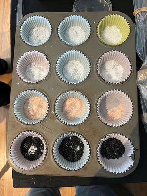 Marion Natural History Museum
The Marion Natural History Museum had a great time learning about Marion’s history with salt work operations. We learned about their locations and why they flourished and the taxes that put them out of business. We looked at many different salt types and an amazing range of colors depending on the geology of the area where they were collected. Pink from the Himalayas, black from Iceland and several different salt textures. We had a chance to explore these different salt types including salt from Sippican Ha
