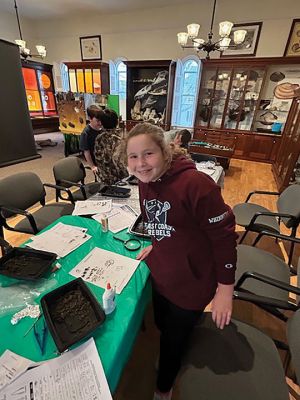 Marion Natural History Museum
Wednesday afternoon, the Marion Natural History Museum's afterschool group had a chance to learn about the diet of barn owls. Given they are birds of prey, there's mainly rodents and small birds on their menu. The owl must regurgitate the indigestible bones, fur, feathers, etc. by forming a pellet before eating another meal. We had a chance to explore sterilized owl pellets and identify the bones of the prey animals. It was not unusual to find more than one skull per pellet. The kids did a great job using t
