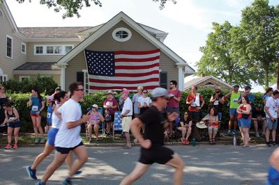 Mattapoisett Road Race
Will Benoit and Margot Appleton defended their respective men’s and women’s titles in the July 4 Mattapoisett Road Race, and competitors were greeted by favorable weather for the 9:00 am start. Photos by Mick Colageo
