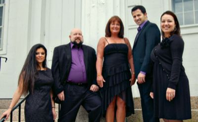 Occasion Singers
The Occasion Singers are scheduled to perform at special cabaret evening hosted by the Marion Art Center. At the event, scheduled for November 6, 2010 at 7:30 pm, the group will perform jazz and light pop classics a cappella style. Photo courtesy of Wendy Bidstrup. 
