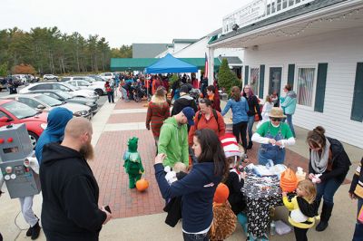 Plumb Corner Halloween Party
Every year, the ghosts, ghouls, princesses, and superheroes come out to the Annual Plumb Corner Halloween Party, sponsored in part by the Friends of the Plumb Library. DJ Howie provided the tunes, and families enjoyed pumpkin painting, a costume contest, and a variety of spooky-themed crafts and activities. Photos by Colin Veitch
