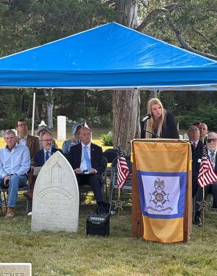 Revolutionary War
More than 100 attended a special event to honor 20 Revolutionary War patriots buried at Hammond Cemetery in Mattapoisett on Saturday, September 19. Photo by Laura Pedulli
