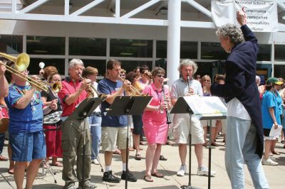 Summer Serenade 
Teachers sang and played instruments at Rochester Memorial School on June 18, 2010, the last day of school, as students waved goodbye from their school buses. Photo by Laura Pedulli.
