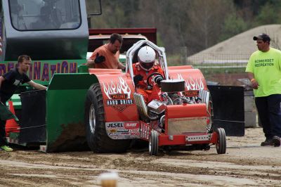 Rochester Tractor Pull
If you were anywhere near the Rochester Country Fair grounds on Saturday, you heard the familiar sounds of revving tractor engines echoing throughout the town. The country fair committee held a tractor pull/swap fundraiser on April 29. Those who attended got an early taste of the sights, sounds, and smells of the Rochester Country Fair with dirt flying, engines blasting, and diesel smoke billowing up into the air. Photos by Jean Perry
