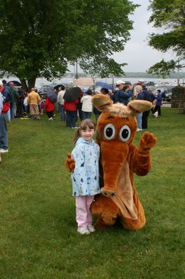 I Found the Aardvark!
Mattapoisett residents turned out for FOX 25 Morning News' live broadcast from Shipyard Park on Friday, June 6, 2008 and took time to pose with The Wanderer's aardvark.
