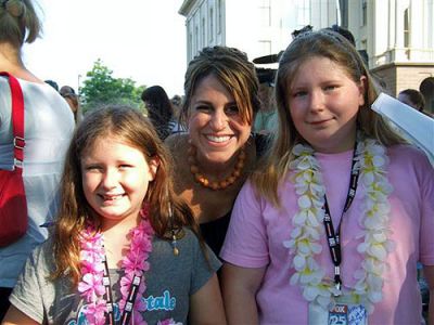 Generous Girls
Rochester siblings, Arissa (11) and Deianeira "Nara" (9) Underhill, seen here flanking FOX 25 personality Cindy Fitzgibbon, were featured on the station's Morning News Zip Trip in Middleboro on Friday, August 3, 2007. The sisters were featured for their donation of 375 brand new books to FOX's Reach Out and Read Literacy Foundation Book Drive. This is the second year in a row that the siblings have been featured for their humanitarian/community service efforts. (Photo courtesy of Dawn Underhill).
