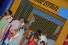 Filename=MRBlockParty8.jpg
Filesize=331KiB
Dimensions=900x600
Date added=Aug 28, 2007 MRBlockParty8.jpg