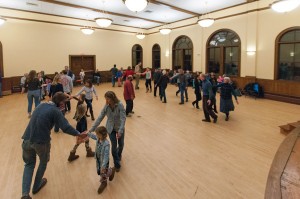 FamilyDance-1