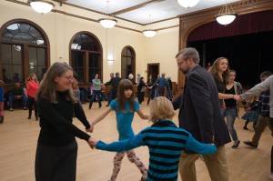 FamilyDance-3