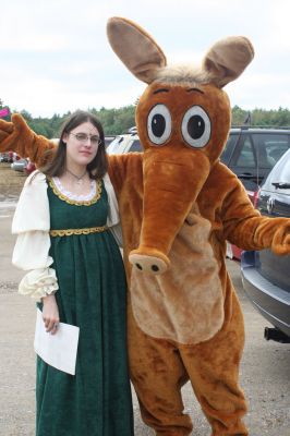 An Aardvark in King Richard's Court
The Wanderer Aardvark visits King Richard's Fair
