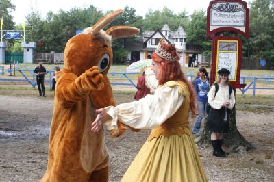 An Aardvark in King Richard's Court
The Wanderer Aardvark visits King Richard's Fair
