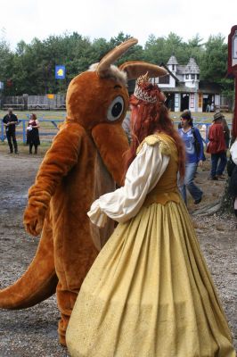 An Aardvark in King Richard's Court
The Wanderer Aardvark visits King Richard's Fair
