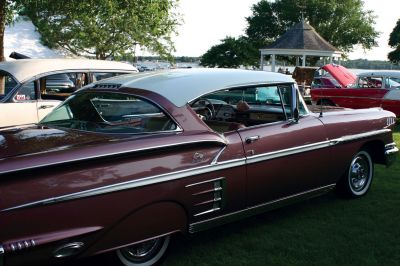 Car Show
2009 Mattapoisett Heritage Days started on Friday evening with an antique car show and a cookout dinner at Shipyard Park. Photo by Anne O'Brien-Kakley
