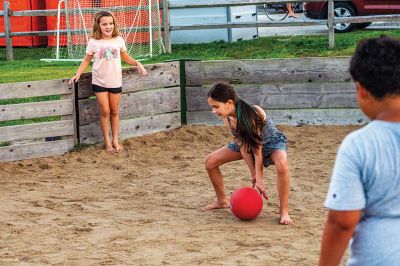 Marion Town Party
The weather held off as area families converged on Silvershell Beach on August 26 for the Marion Town Party. Photos by Ryan Feeney
