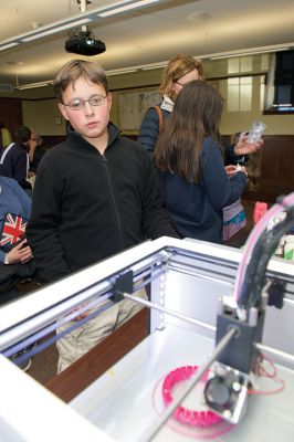 3D Printing
The Mattapoisett Free Library unveiled its brand new 3D printer this weekend during a presentation given by tech expert Kevin Osborn. Osborn gave a demonstration on Saturday, April 16, of the library’s very own brand new Ultimaker 2 3D printer. Photos by Colin Veitch
