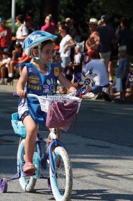 Marion 4th of July parade 
This year’s Marion July 4th parade was bigger and better than ever, with more spectators, more floats, and, yes, more candy! Photos by Jean Perry
