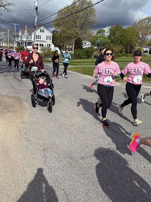 Run like a Mother 5k
Run like a Mother 5k. Photo by Robert Pina

