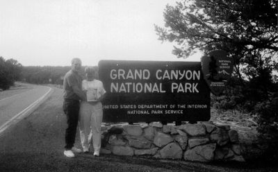 6-21-01-7
John and Judy Simpson of Rochester took along their favorite local reading material, The Wanderer, during a recent trip to the ever-popular Grand Canyon National Park. 6/21/01 edition
