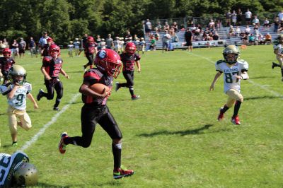 Old Rochester Youth Football 8U 
Old Rochester Youth Football 8U 
