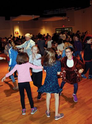 OR Celebrates Family Night
On February 8, Sippican School family outreach program ANCHOR hosted its first “OR Celebrates Family Night” at the school to feature the diversity and uniqueness of Old Rochester students and their families. Photos by Deina Zartman
