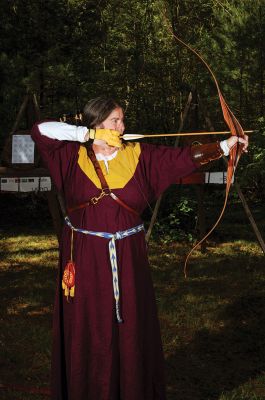 Society for Creative Anachronism
The Society for Creative Anachronism visited a farm in Rochester on Sunday, June 7 for its medieval armored combat competition, the 2015 Baronial Thrown Weapons and Archery Championship. The local SCA group, “The Barony of Smoking Rocks,” is a group of lovers of all things from Renaissance and medieval history, who fully immerse themselves in it with authentic costume and activities. Photos by Felix Perez
