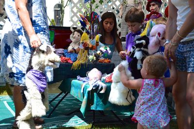 Arts in the Park
Arts in the Park goers enjoyed a picture perfect day in Marion Center. Local artists exhibited their work at Bicentennial Park on Saturday, sponsored by The Marion Art Center. Photos by Jean Perry
