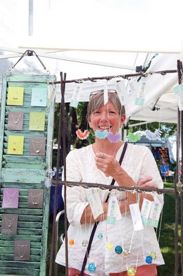 Arts in the Park
The Marion Art Center held its 2015 Arts in the Park on July 11. Local artists and crafters had the chance to display their talents to the community at Bicentennial Park off Main and Spring Streets. Photos by Colin Veitch
