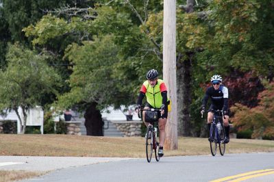 BBC Watershed Ride
The Buzzards Bay Coalition’s 13th annual Watershed Ride pedaled its way through the Tri-Town on Sunday, October 6, taking participants on three different courses that wound through the land that surrounds Buzzards Bay the way gold enfolds a pearl. A record 307 cyclists raised a record $213,000 for clean water this year. Photos by Jean Perry
