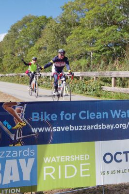 Buzzards Bay Watershed Ride 
It was a windy ride for the 120 participants of the 9th Annual Buzzards Bay Watershed Ride on October 4. From Westport to Falmouth, cyclists rode either the 75-mile or 35-mile route to raise funds for the Buzzards Bay Coalition, bringing in nearly $90,000. Riders paused at Eastover Farm in Rochester for a lunch break before continuing on for the remaining 35 miles. Photos by Colin Veitch
