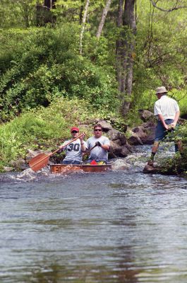 2015 Rochester Memorial Day Boat Race
There were 66 teams that raced their way through Rochester and Mattapoisett in the 2015 Rochester Memorial Day Boat Race on May 25. Participants say Church Falls is always the trickiest spot, but around every bend is another challenge to keep on paddling through. Photos by Felix Perez
