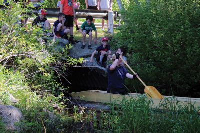 Memorial Day Boat Race
The Rochester Memorial Day Boat Race went off with very few hitches, despite the bursting of the bog flume at Grandma Hartley’s Reservoir just a couple days before the race. This year the weather was fine – maybe a tad hot for the racers, says Boat Race Chairman Art Benner, but great weather to kick off the summer season. Photos by Jean Perry
