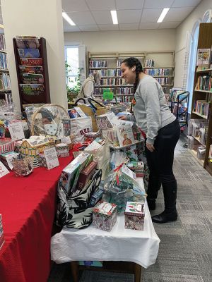 Elizabeth Tabor Library
Elizabeth Tabor Library in Marion is now offering a wide selection of books (gently used) that are great for gift giving. Also available are T-shirts with the library’s logo and a raffle. The fundraiser ends on December 23. Photo by Marilou Newell
