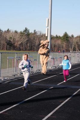 Bulldog Dash
More than 200 walkers and runners, young and old, came out on a sunny and cold Saturday on November 27, 2010 for the Bulldog Dash. The event raised money to help offset new extracurricular student fees. Photos by Laura Pedulli.
