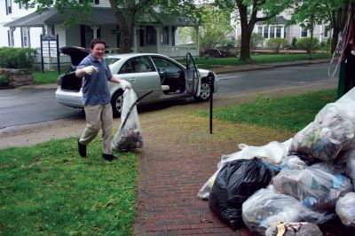 Cleaning Up
135 volunteers fanned out across Old Sippican armed with rubbish bags, gloves and Manducca trash grabbers helping to make Marion a bit greener during the town's Arbor Day Spring Clean up. Marion has held the event annually, under a variety of names, over the past three decades, encouraging residents to take pride in their community by clearing the roadways of trash and debris. Photo by Robert Chiarito.
