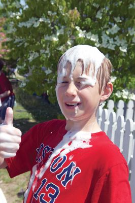 Sippican School Car Wash
The Sippican School Class of 2016 held its first fundraiser, a car wash, on Saturday, June 13, at the Sippican School bus loop. Money raised will go towards sixth grade activities the next school year. Photos by Colin Veitch
