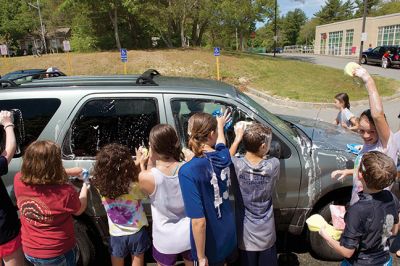 Sippican School Car Wash
The Sippican School Class of 2016 held its first fundraiser, a car wash, on Saturday, June 13, at the Sippican School bus loop. Money raised will go towards sixth grade activities the next school year. Photos by Colin Veitch
