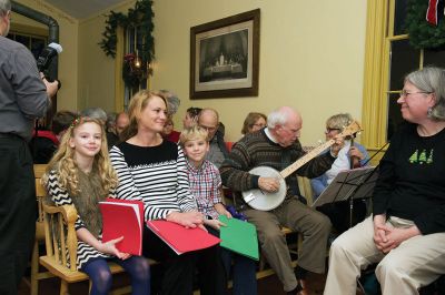 Tinkhamtown Chapel Christmas
The spirit of Christmas came to Mattapoisett on December 19 by way of Christmas caroling at the annual Tinkhamtown Chapel Christmas carol sing. The little chapel was filled with the voices of those who keep this decades-old tradition alive and pass it on to the next generation. Photos by Colin Veitch
